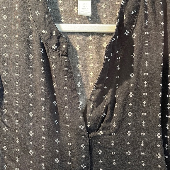 H&M black dress with white print - Picture 3 of 5